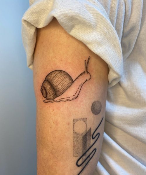 Snail Tattoo by Emmy @sadinthegarden